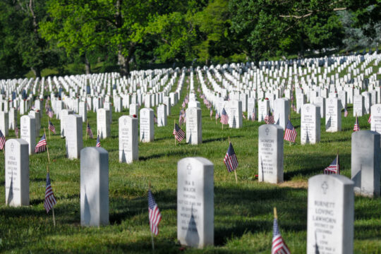 Wreaths Across America ... Giant Convoy, Powerful!